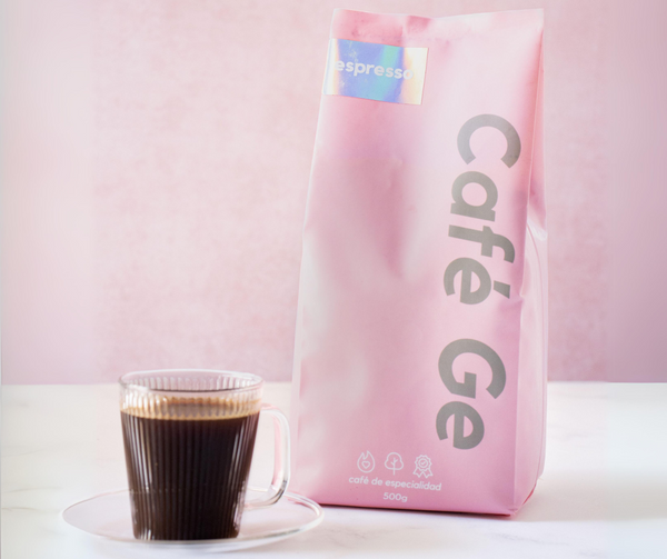 El Café Espresso es un café de especialidad, superior de estricta altura. La mejor opción para los amantes del espresso. 