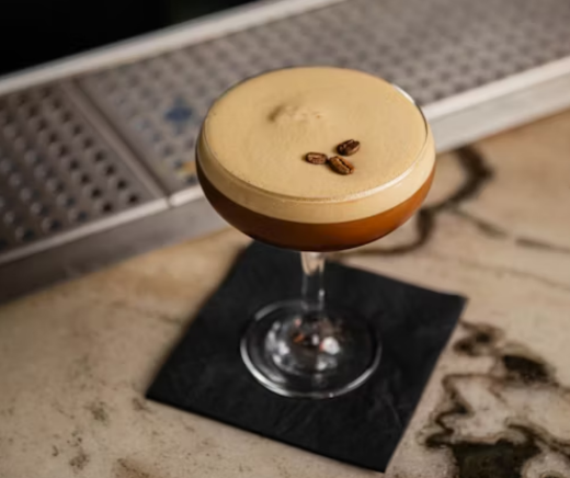 Espresso Martini: cómo preparar este cóctel clásico
